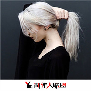 外国舔老女人阴道
